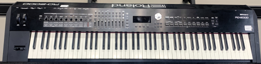 Roland - RD-2000